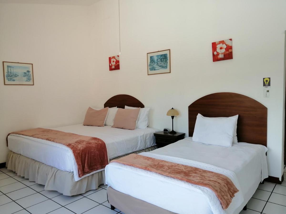 Novohostal B&B Guatemala City Екстер'єр фото