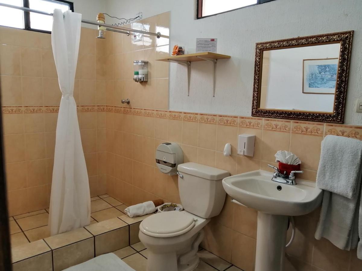 Novohostal B&B Guatemala City Екстер'єр фото